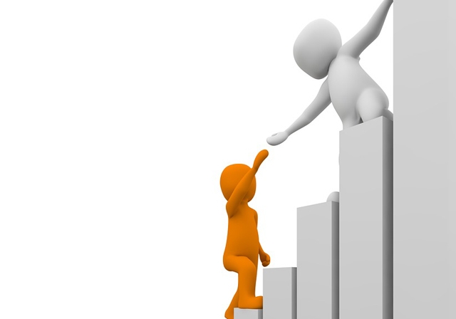 写真：恋愛成就の出費を渋ると結果、高くつきます