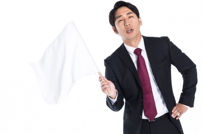 写真：自分の非を認めることで、自信を失ってませんか？
