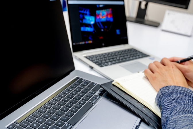写真：USB、古いパソコンからデータ復旧して浮気が発覚！