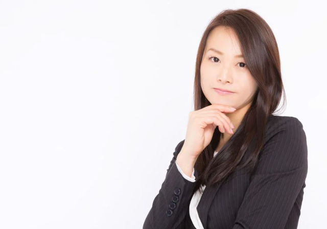 写真：「脱 別れさせ屋」でサービス内容を作成中ですが…
