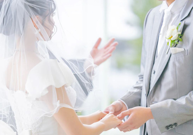 写真：パパ活の相手女性が結婚したので…